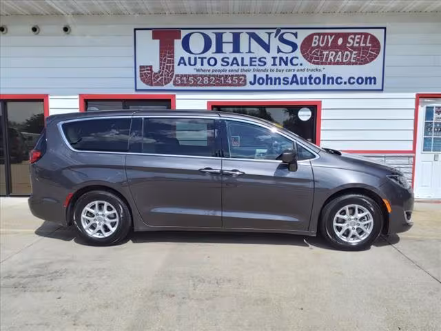 2020 Chrysler Pacifica - 2C4RC1FG3LR124122 - Image #1